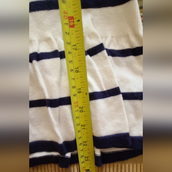 Peplum short sleeve sweater top - Picture 10 of 11